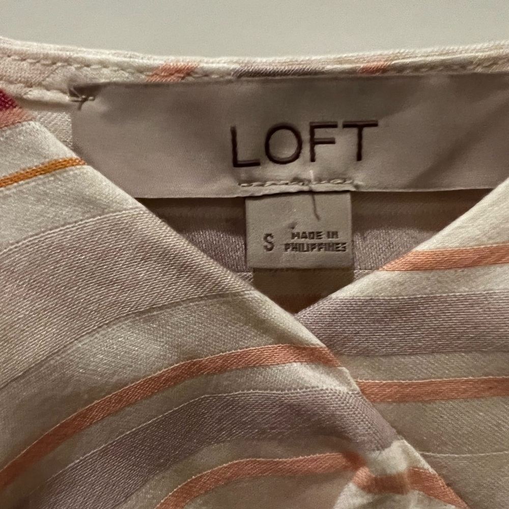 Loft Pattern Top with Ruffle Sleeve - Picture 4 of 4